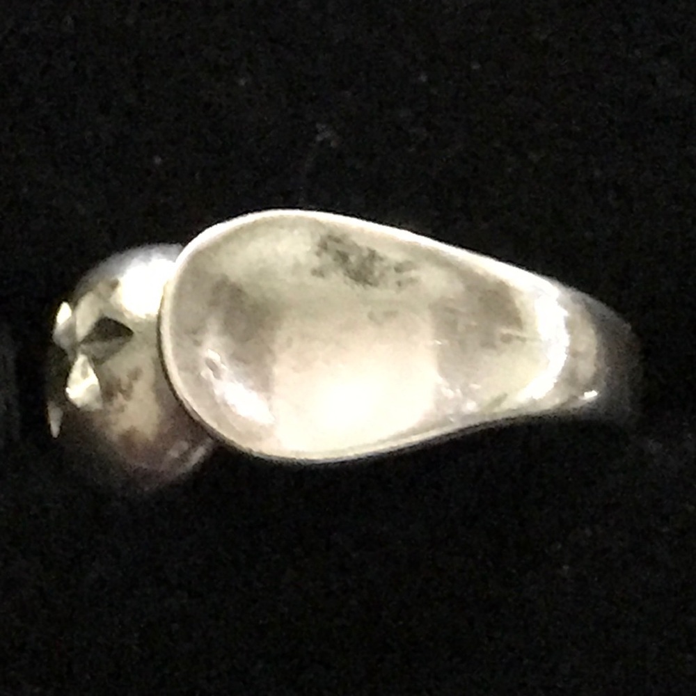Vintage 925 Solid Sterling Silver Wavy Ring Sz 7.5 - image 3